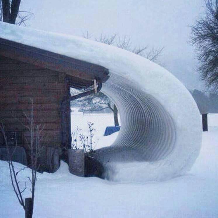 Kriechender Schnee wie ein Gletscher